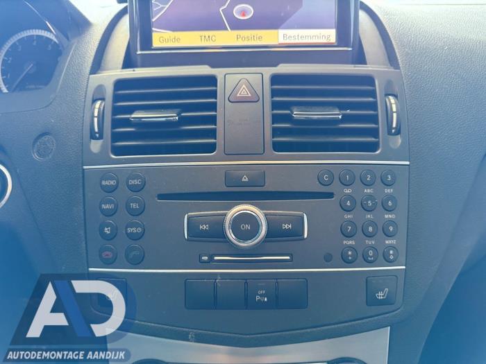 Mercedes C Estate 1.8 C-250 CGI 16V Épave (2011, Noir)