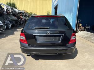 Mercedes C Estate 1.8 C-250 CGI 16V Épave (2011, Noir)