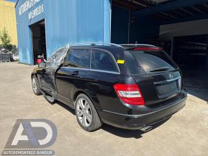 Mercedes C Estate 1.8 C-250 CGI 16V Épave (2011, Noir)
