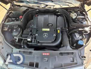 Mercedes C Estate 1.8 C-250 CGI 16V Épave (2011, Noir)