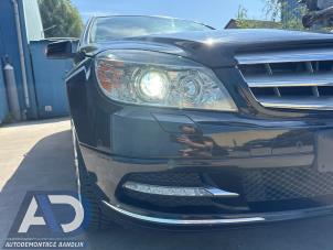 Mercedes C Estate 1.8 C-250 CGI 16V Épave (2011, Noir)