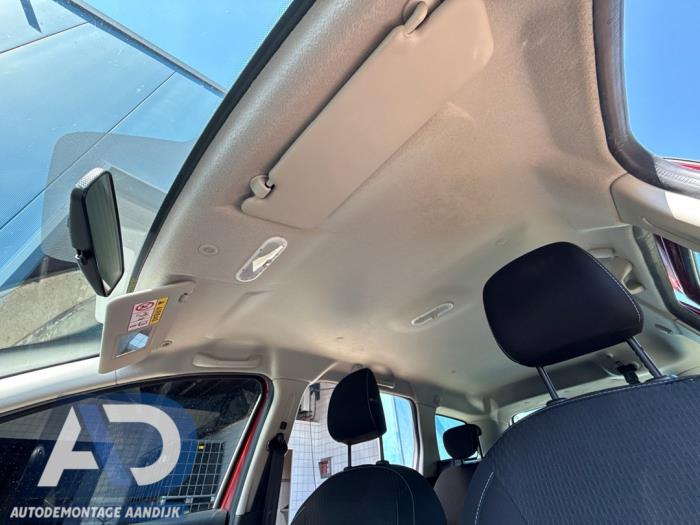 Dacia Logan MCV II/Sandero Wagon 0.9 TCE 12V Samochód złomowany (2019, Czerwony)