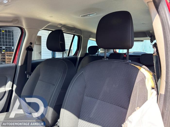 Dacia Logan MCV II/Sandero Wagon 0.9 TCE 12V Samochód złomowany (2019, Czerwony)