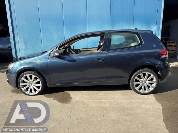 Volkswagen Golf VI 1.2 TSI BlueMotion Épave (2010, Bleu, Gris)