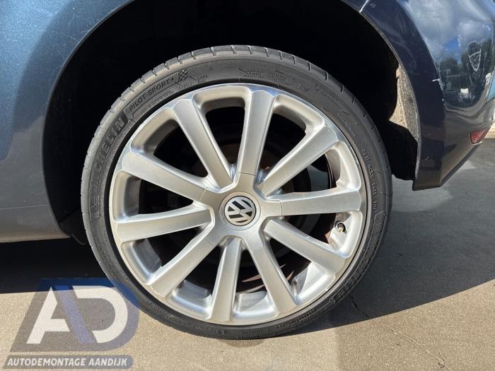Volkswagen Golf VI 1.2 TSI BlueMotion Épave (2010, Bleu, Gris)