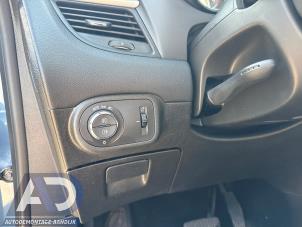 Opel Zafira Tourer 2.0 CDTI 16V 170 Ecotec Samochód złomowany (2017, Niebieski)
