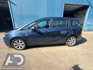 Opel Zafira Tourer 2.0 CDTI 16V 170 Ecotec Samochód złomowany (2017, Niebieski)