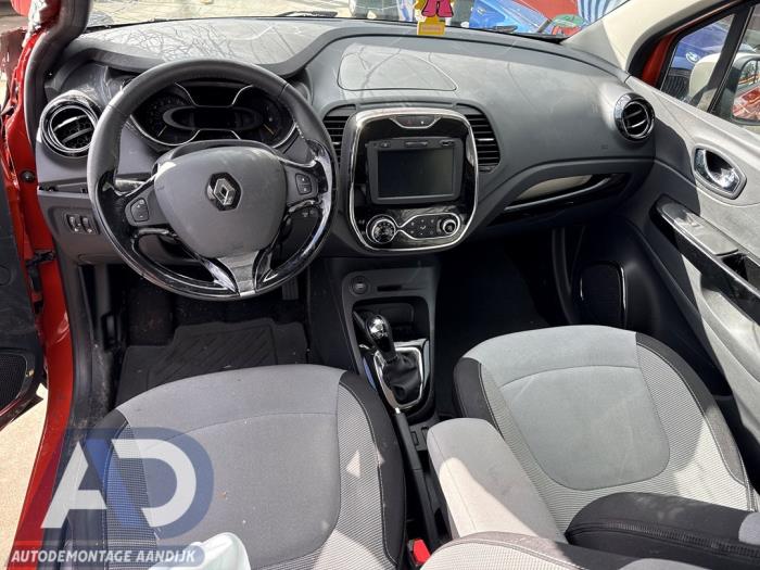 Renault Captur I 1.2 TCE 16V EDC Épave (2014, Orange)
