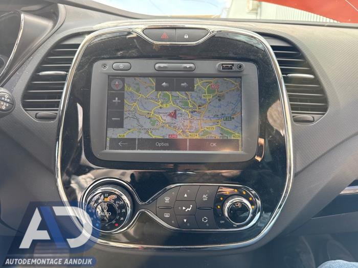 Renault Captur I 1.2 TCE 16V EDC Épave (2014, Orange)