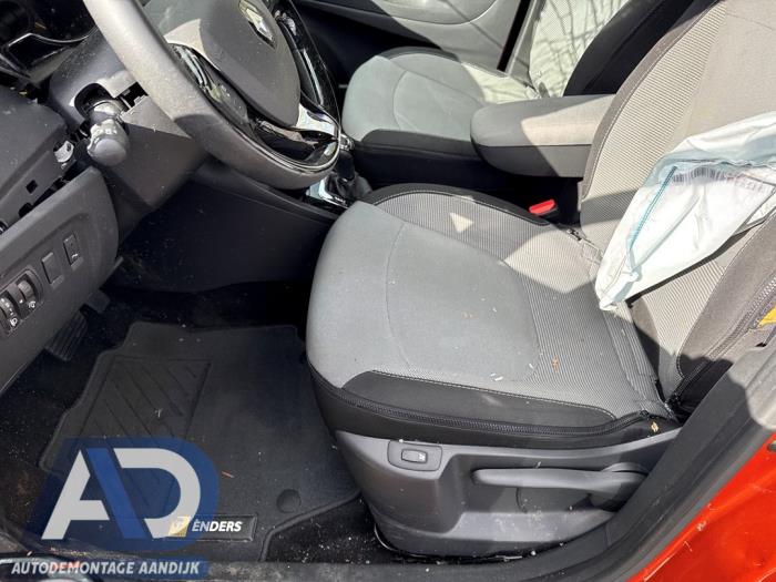 Renault Captur I 1.2 TCE 16V EDC Épave (2014, Orange)