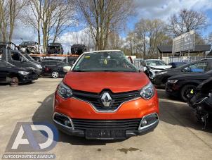 Renault Captur I 1.2 TCE 16V EDC Épave (2014, Orange)