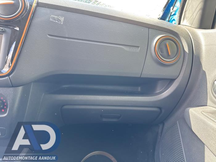 Dacia Lodgy 1.2 TCE 16V Épave (2017, Bleu)