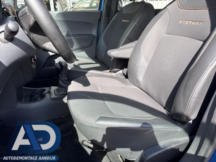 Dacia Lodgy 1.2 TCE 16V Épave (2017, Bleu)