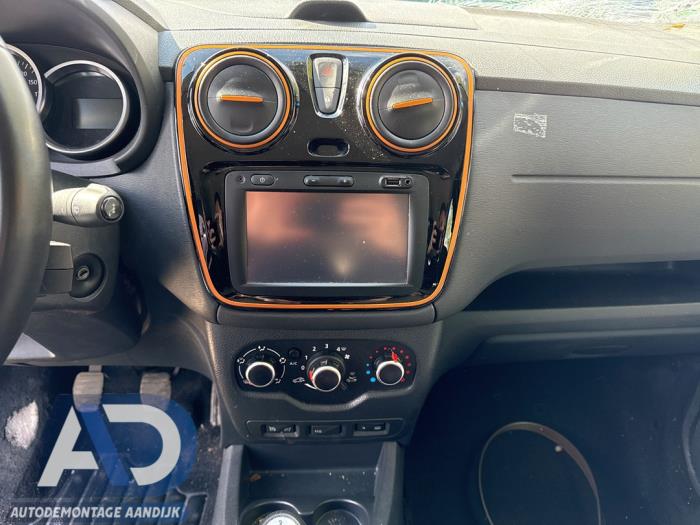 Dacia Lodgy 1.2 TCE 16V Épave (2017, Bleu)