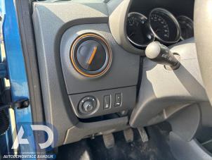 Dacia Lodgy 1.2 TCE 16V Épave (2017, Bleu)