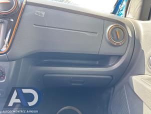 Dacia Lodgy 1.2 TCE 16V Épave (2017, Bleu)