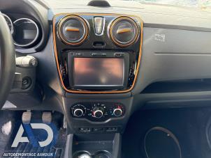 Dacia Lodgy 1.2 TCE 16V Épave (2017, Bleu)