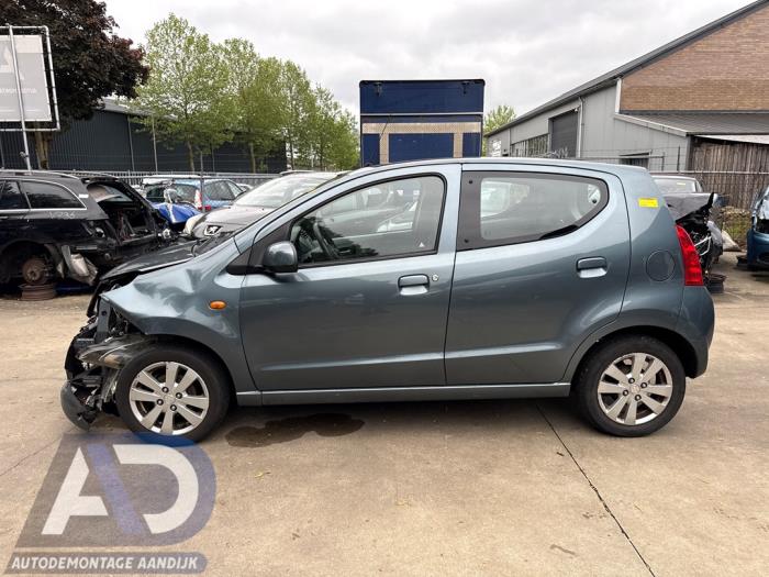 Suzuki Alto 1.0 12V Épave (2010, Gris)