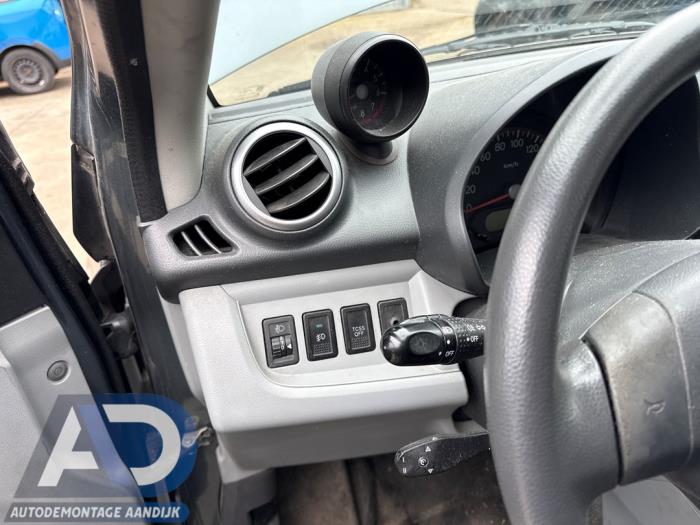 Suzuki Alto 1.0 12V Épave (2010, Gris)