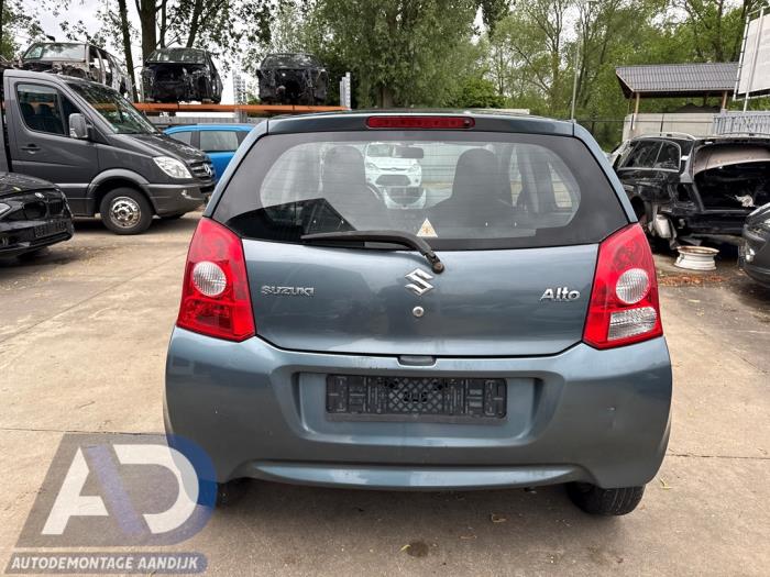 Suzuki Alto 1.0 12V Épave (2010, Gris)