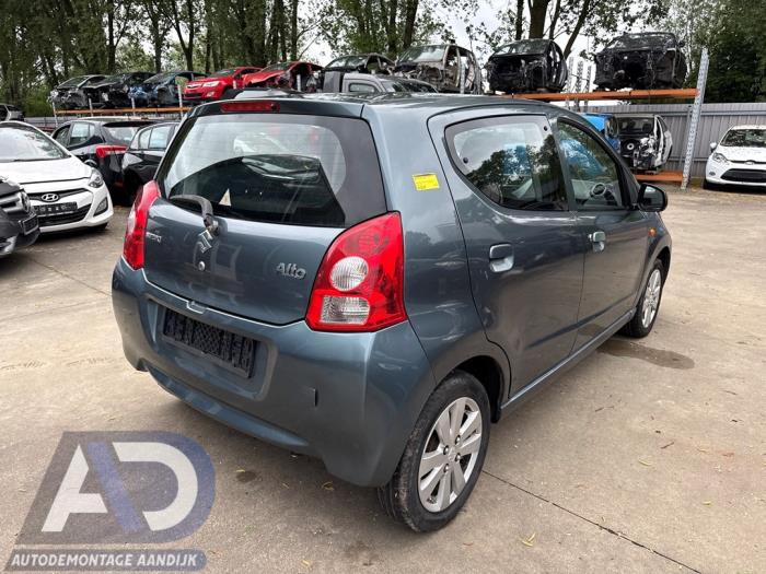 Suzuki Alto 1.0 12V Épave (2010, Gris)