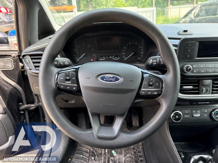 Ford Fiesta 7 1.1 Ti-VCT 12V 70 Épave (2018, Noir)