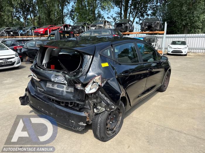 Ford Fiesta 7 1.1 Ti-VCT 12V 70 Épave (2018, Noir)