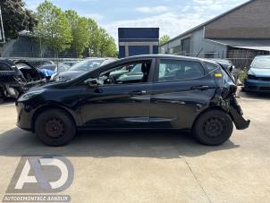Ford Fiesta 7 1.1 Ti-VCT 12V 70 Épave (2018, Noir)