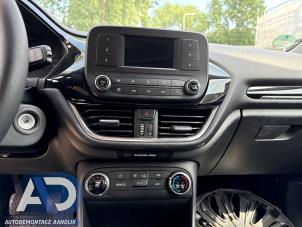 Ford Fiesta 7 1.1 Ti-VCT 12V 70 Épave (2018, Noir)