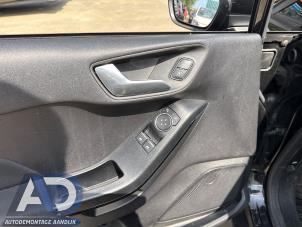 Ford Fiesta 7 1.1 Ti-VCT 12V 70 Épave (2018, Noir)