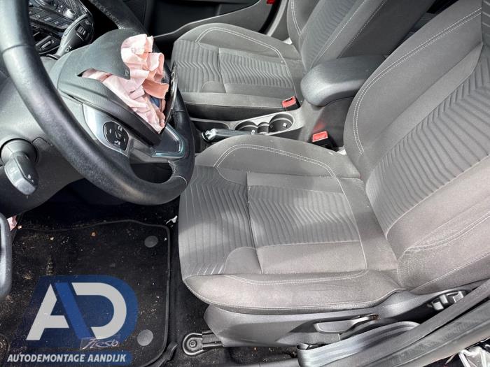 Ford Fiesta 6 1.0 EcoBoost 12V 100 Samochód złomowany (2014, Czarny)