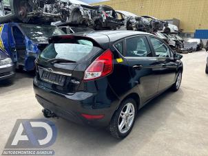 Ford Fiesta 6 1.0 EcoBoost 12V 100 Samochód złomowany (2014, Czarny)