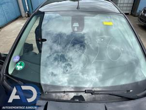Ford Fiesta 6 1.0 EcoBoost 12V 100 Samochód złomowany (2014, Czarny)