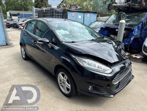 Ford Fiesta 6 1.0 EcoBoost 12V 100 Samochód złomowany (2014, Czarny)
