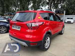 Ford Kuga II 1.5 EcoBoost 16V 182 4x4 Épave (2018, Rouge)