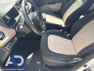 Hyundai i10 1.0 12V Vehículo de desguace (2017, Blanco)