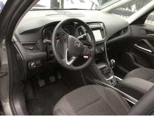 Opel Zafira Tourer 1.6 CDTI 16V ecoFLEX 136 Vehículo de desguace (2017, Verde)