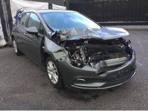 Opel Astra K 1.4 Turbo 16V Épave (2018, Gris)