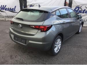 Opel Astra K 1.4 Turbo 16V Épave (2018, Gris)