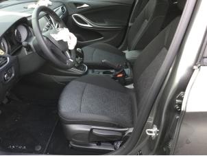Opel Astra K 1.4 Turbo 16V Épave (2018, Gris)