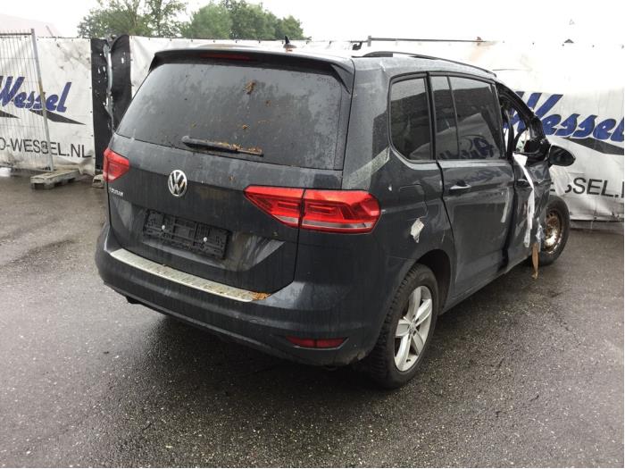 Volkswagen Touran 1.2 TSI Salvage vehicle (2018, Gray)