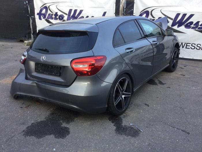 Mercedes A 1.5 A-160 CDI, A-160d 16V Épave (2016, Gris)