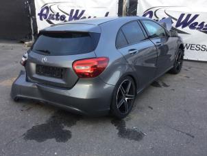 Mercedes A 1.5 A-160 CDI, A-160d 16V Épave (2016, Gris)