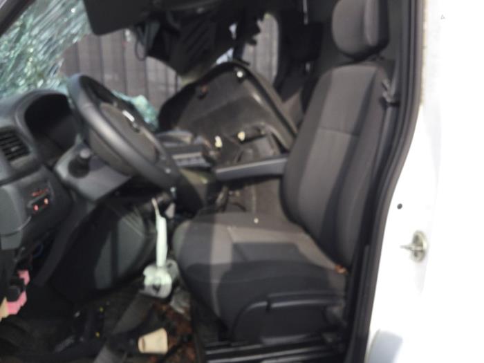 Renault Master III 2.3 dCi 145 16V FWD Épave (2020, Blanc)