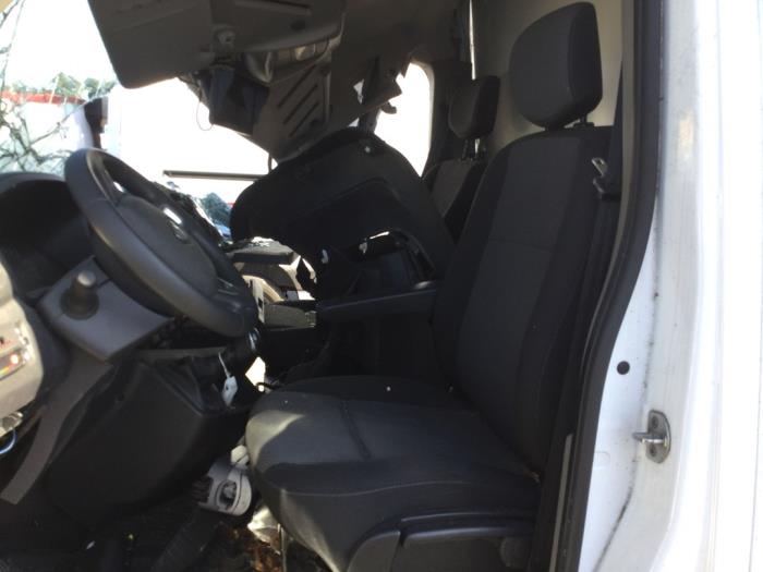 Renault Master III 2.3 dCi 145 16V FWD Épave (2020, Blanc)
