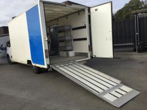 Renault Master III 2.3 dCi 145 16V FWD Épave (2020, Blanc)