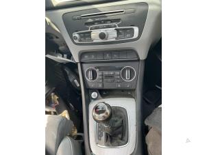Audi Q3 2.0 TDI 16V 150 Quattro Épave (2016, Gris)