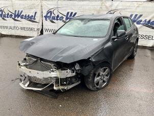 BMW 1 serie 116d 1.5 12V TwinPower Épave (2020, Noir)