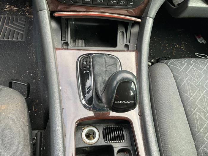 Mercedes C Combi 1.8 C-180K 16V Schrottauto (2004, Silber)