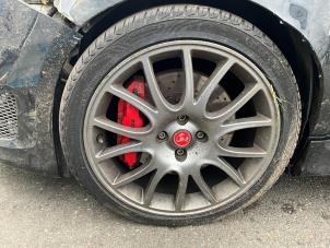 Fiat 500 Abarth Samochód złomowany (2016, Czarny)